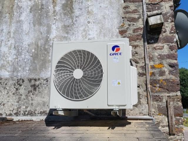 Installation d'une climatisation à Saint Denis le Gast entre Coutances et Granville